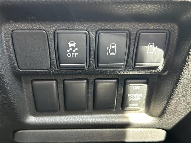 Nissan ELGRAND 2014 8358580-18