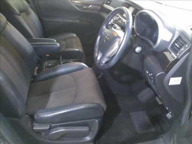 Nissan ELGRAND 2012 8358582-4