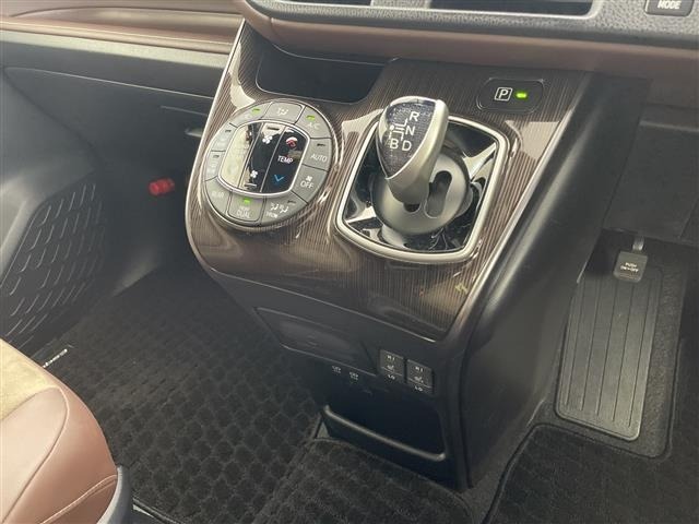 Toyota ESQUIRE 2017 8359573-20