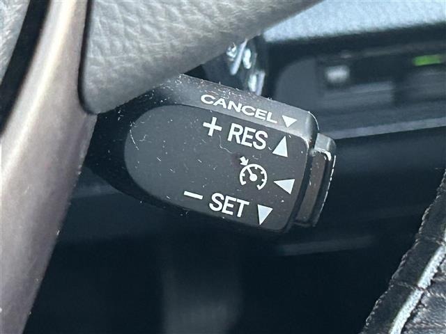 Toyota ESQUIRE 2018 8359574-1