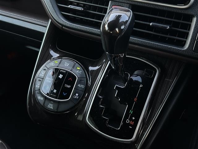 Toyota ESQUIRE 2018 8359574-5