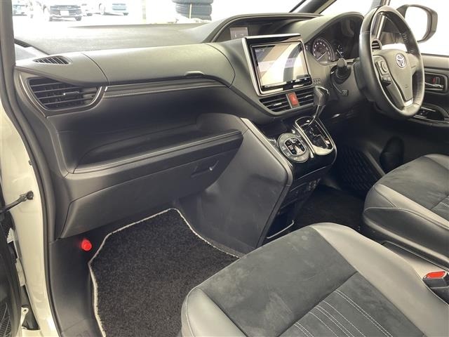 Toyota ESQUIRE 2020 8359575-4