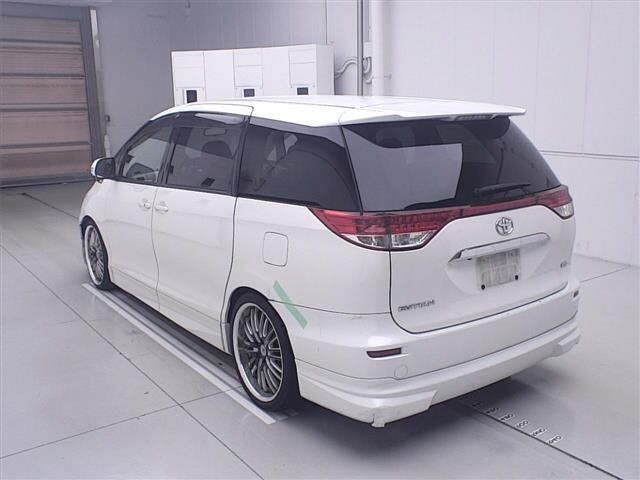 Toyota ESTIMA 2013 8359587-1
