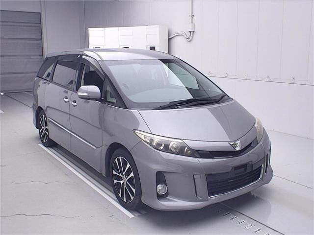 Toyota ESTIMA 2013 8359589-0