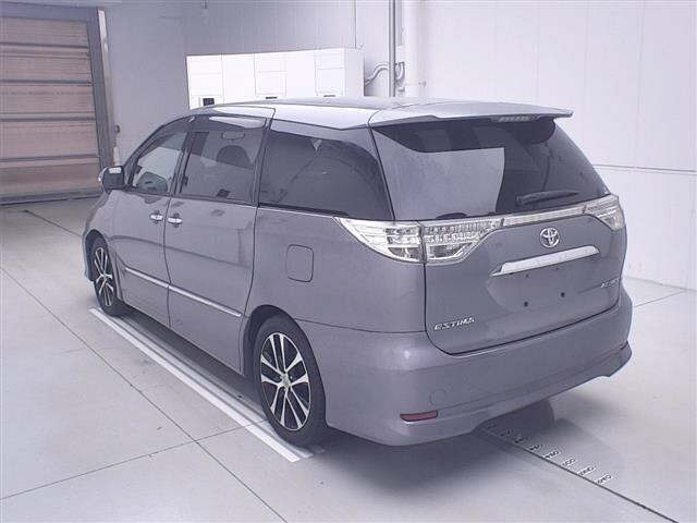 Toyota ESTIMA 2013 8359589-1