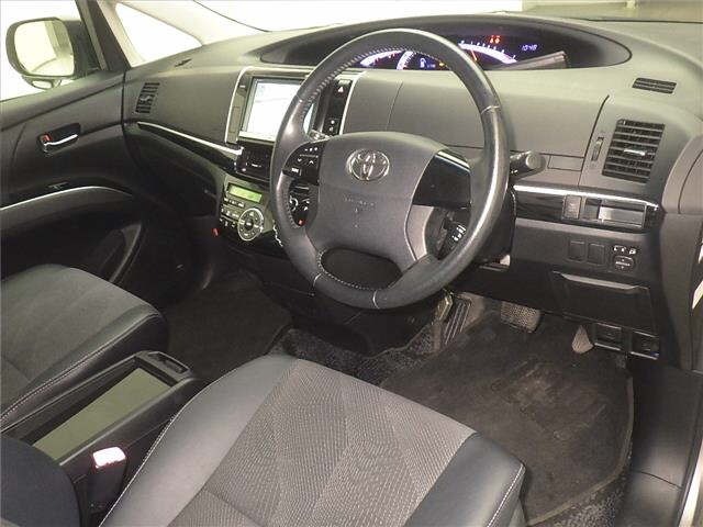 Toyota ESTIMA 2013 8359589-3