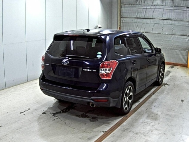 Subaru FORESTER 2013 8359007-5