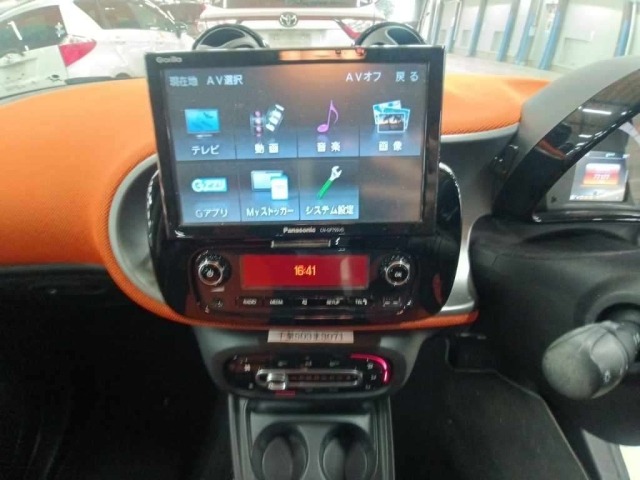 Smart FORFOUR 2016 8359662-11