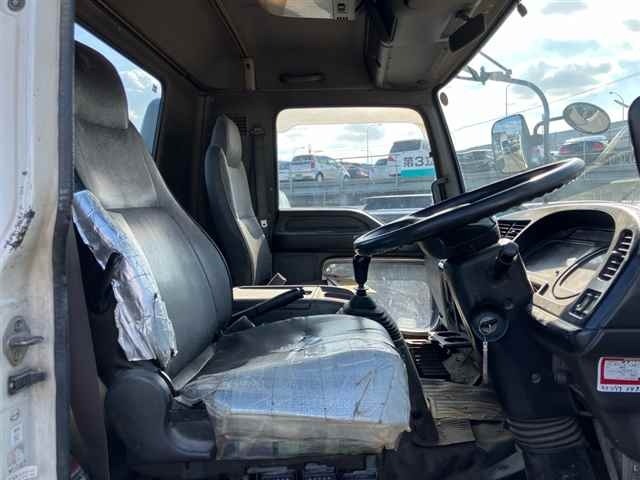 Isuzu FORWARD 2001 8358440-7
