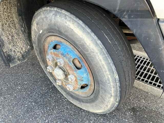 Isuzu FORWARD 2001 8358440-9