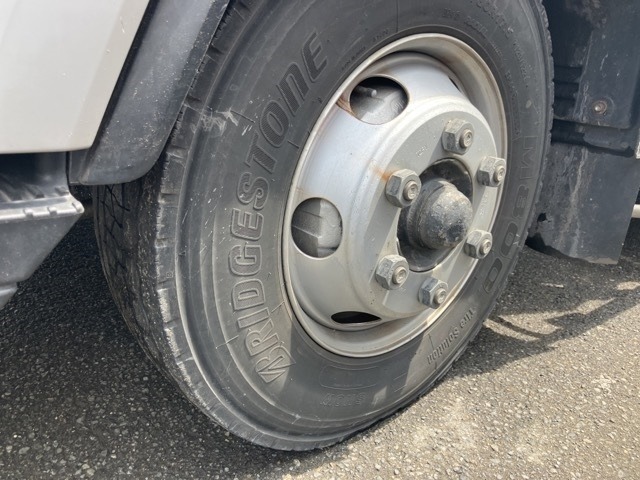 Isuzu FORWARD 2015 8358443-8