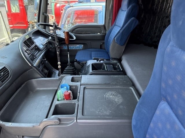 Isuzu GIGA 2008 8359492-5