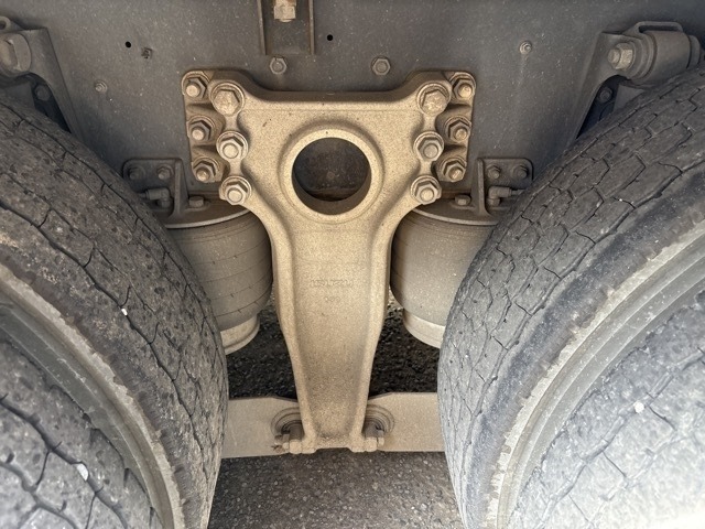 Isuzu GIGA 2011 8359496-8