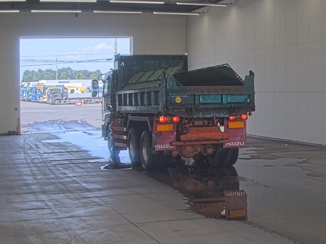 Isuzu GIGA 2000 8359501-1