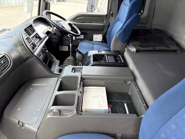 Isuzu GIGA 2014 8359504-5