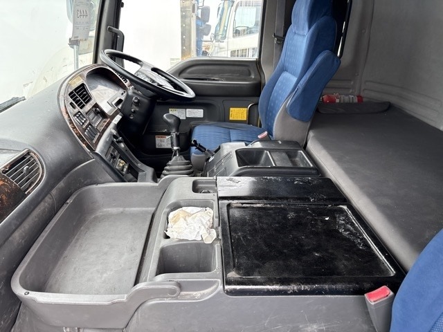 Isuzu GIGA 2014 8359505-5
