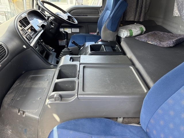 Isuzu GIGA 2014 8359507-5