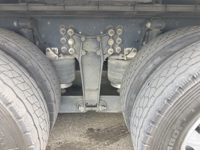Isuzu GIGA 2018 8359510-8