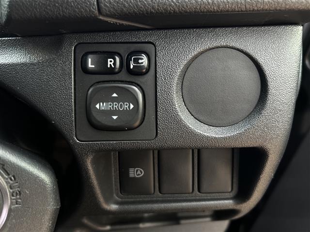 Toyota HIACE VAN 2021 8359490-11