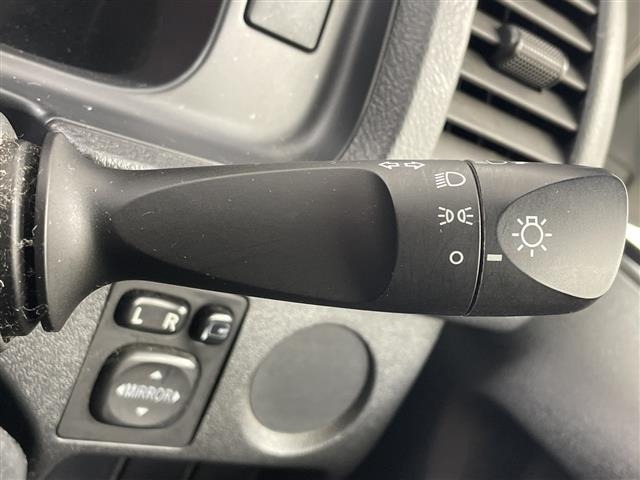 Toyota HIACE VAN 2017 8359491-5