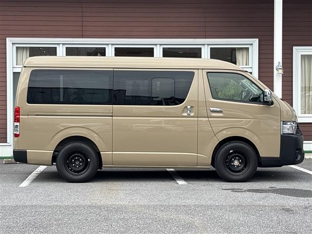 Toyota HIACE VAN 2026 8359495-22