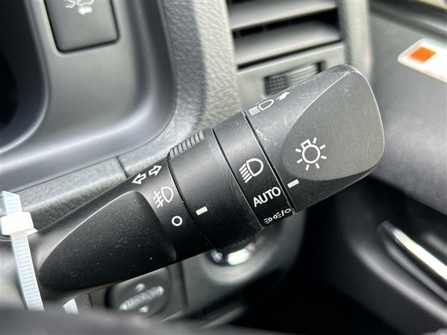Toyota HIACE VAN 2024 8359498-12