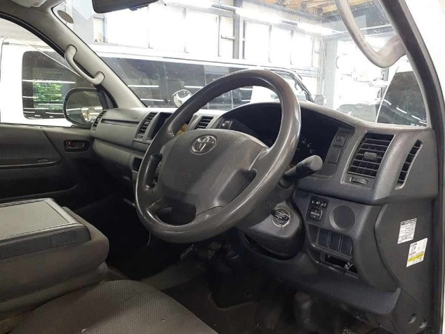 Toyota HIACE VAN 2015 8359516-9