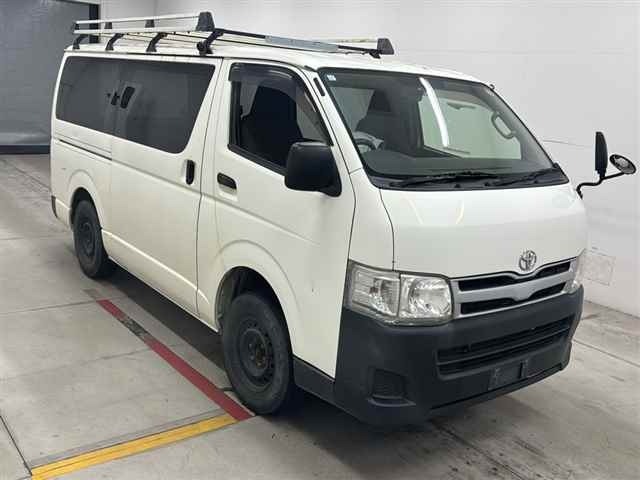 Toyota HIACE VAN 2013 8359523-0