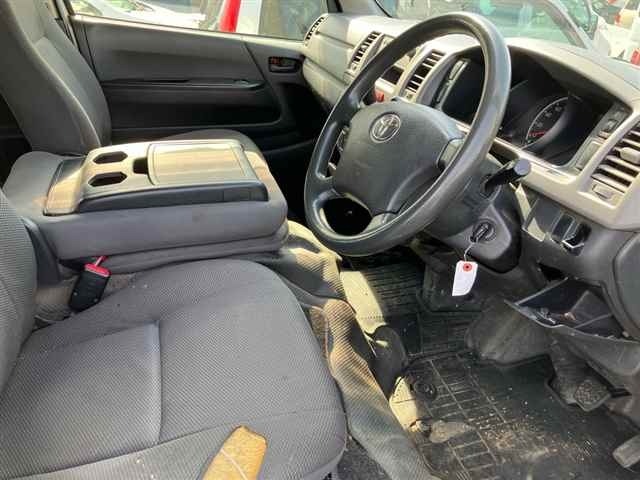 Toyota HIACE VAN 2013 8359523-7