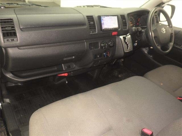 Toyota HIACE VAN 2017 8359526-4