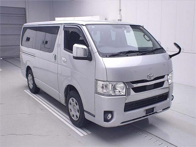 Toyota HIACE VAN 2020 8359527-0