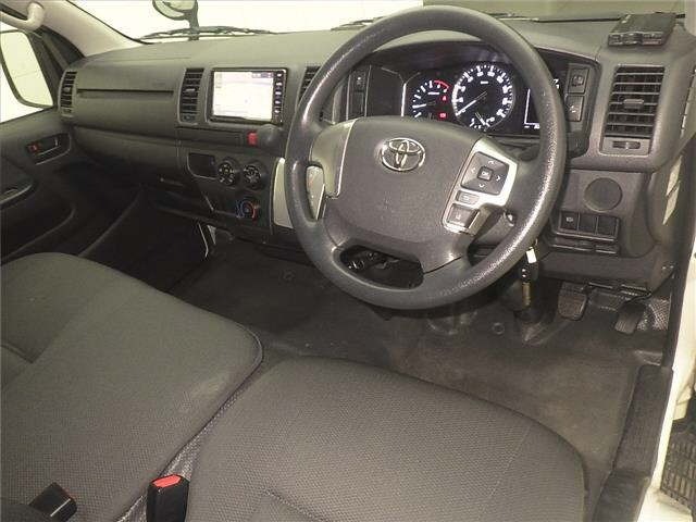 Toyota HIACE VAN 2022 8359529-3