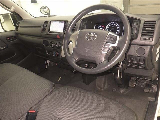 Toyota HIACE VAN 2021 8359530-3