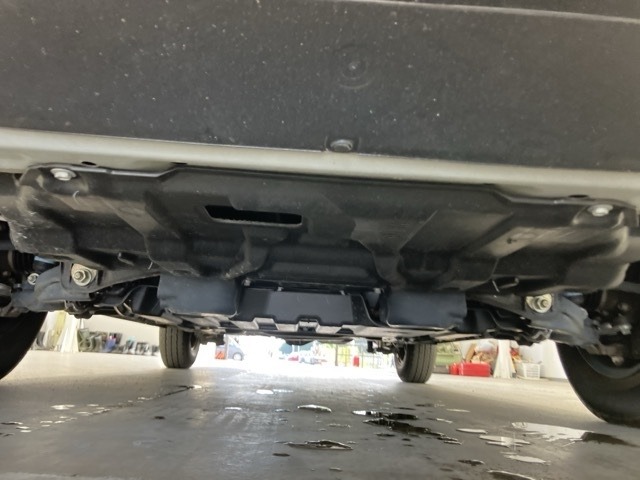 Toyota HIACE VAN 2023 8359542-15