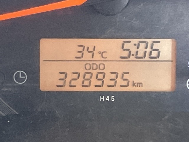 Toyota HIACE VAN 2016 8359543-13