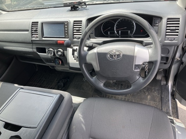 Toyota HIACE VAN 2020 8359544-4