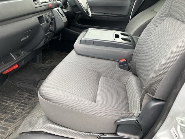 Toyota HIACE VAN 2020 8359544-9