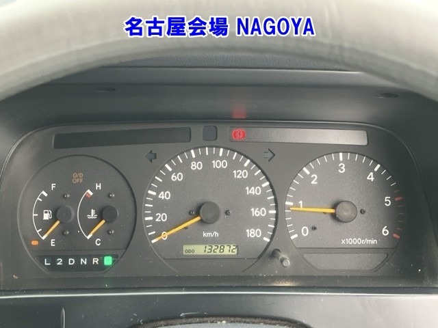 Toyota HIACE VAN 2001 8359545-15