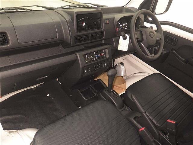 Daihatsu HIJET TRUCK 2026 8359393-4