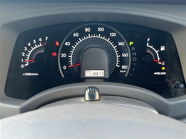 Toyota ISIS 2007 8358713-11