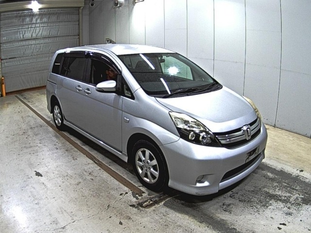 Toyota ISIS 2014 8358724-0