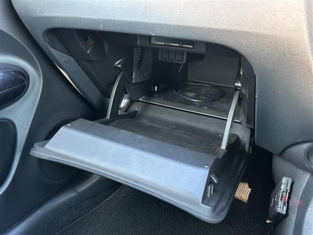 Nissan JUKE 2013 8359119-21