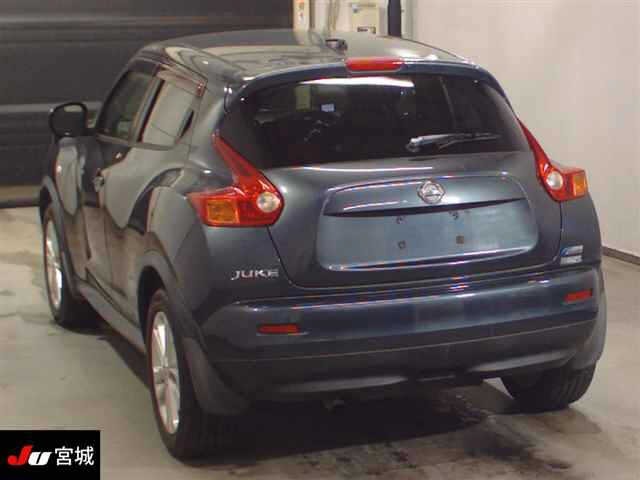 Nissan JUKE 2011 8359121-1