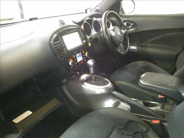 Nissan JUKE 2011 8359121-3