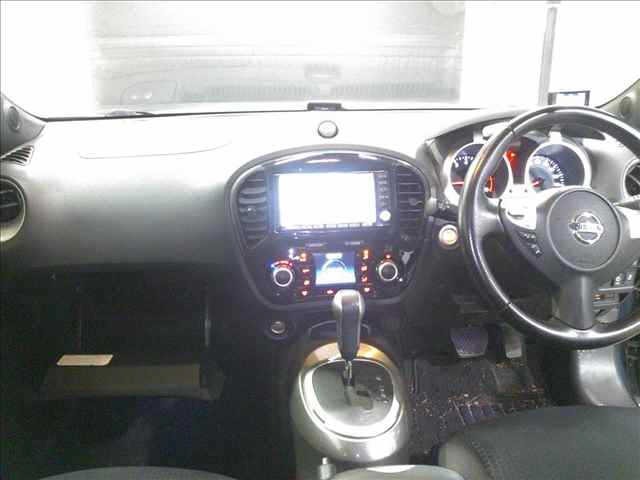 Nissan JUKE 2011 8359121-5