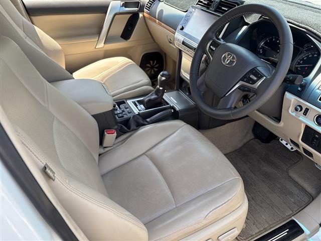 Toyota LAND CRUISER PRADO 2022 8359452-10
