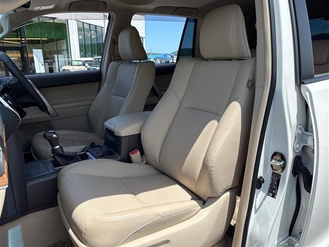 Toyota LAND CRUISER PRADO 2022 8359452-12
