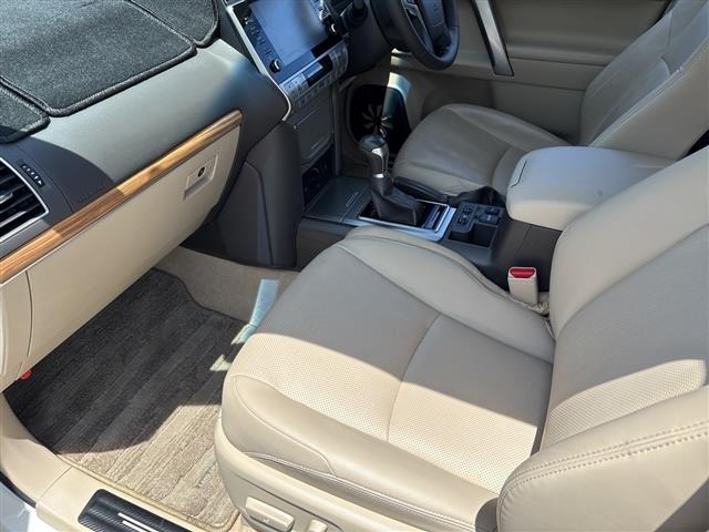 Toyota LAND CRUISER PRADO 2022 8359452-20