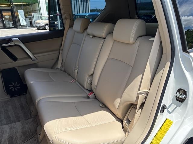 Toyota LAND CRUISER PRADO 2022 8359452-22