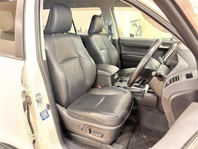 Toyota LAND CRUISER PRADO 2019 8359453-12